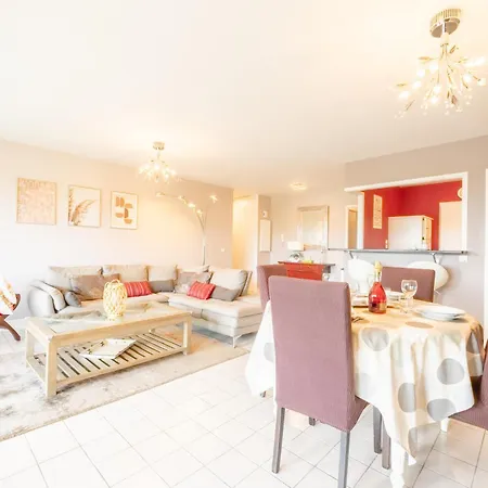 En Famille - 5 Personnes Apartment